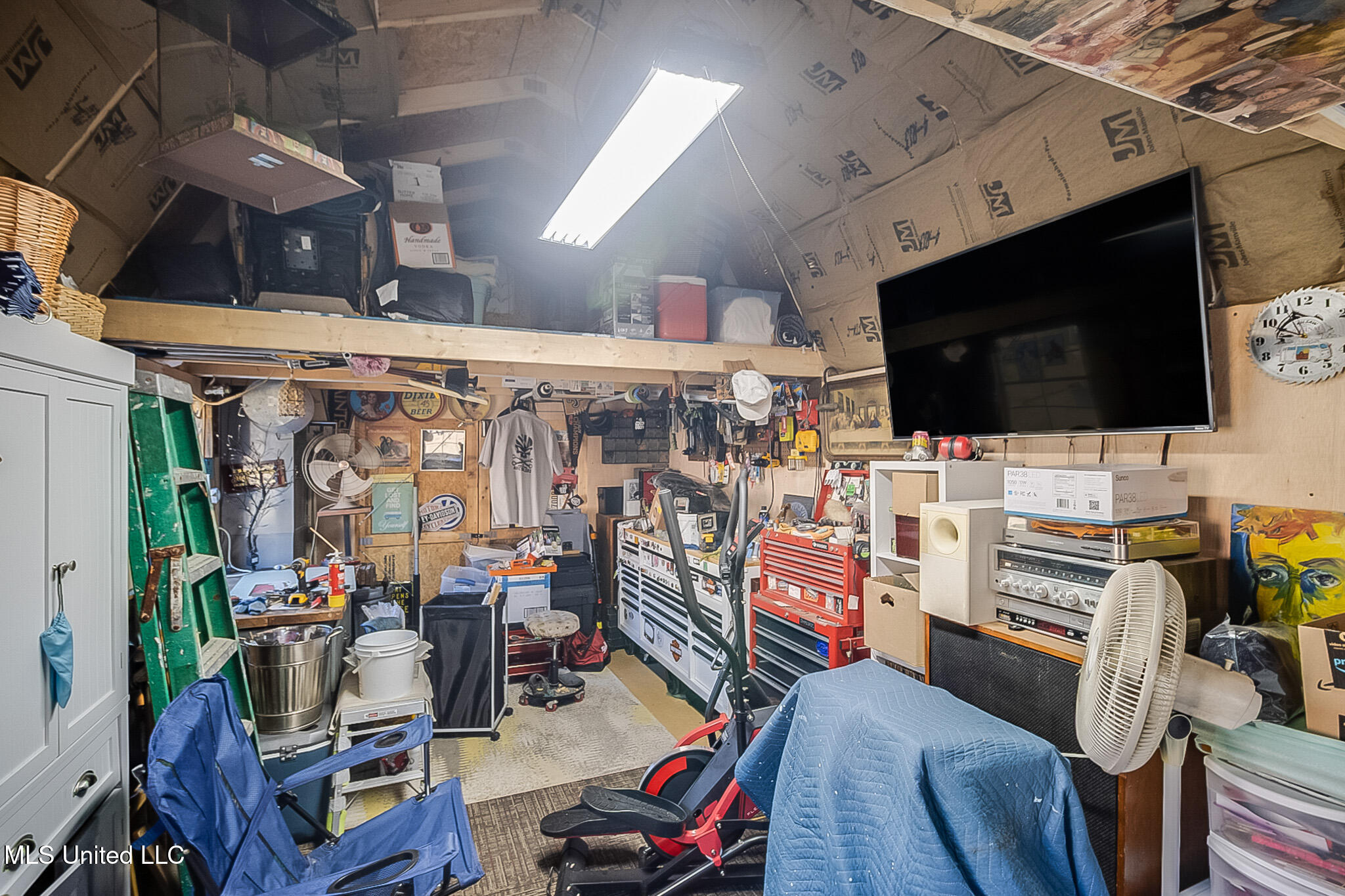 1014 W College Avenue