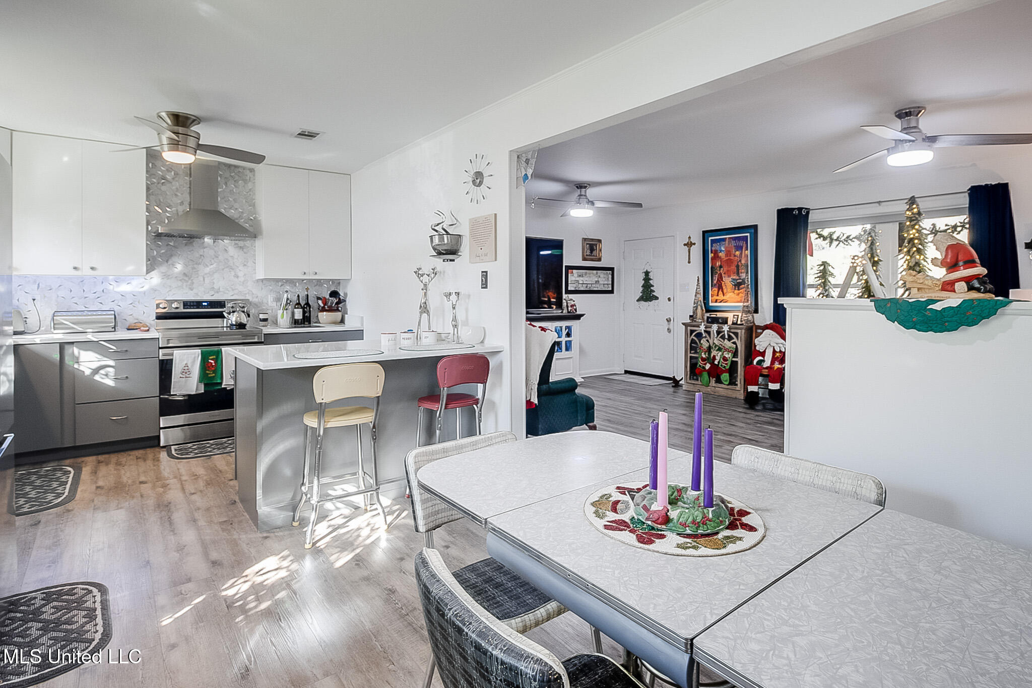 1014 W College Avenue