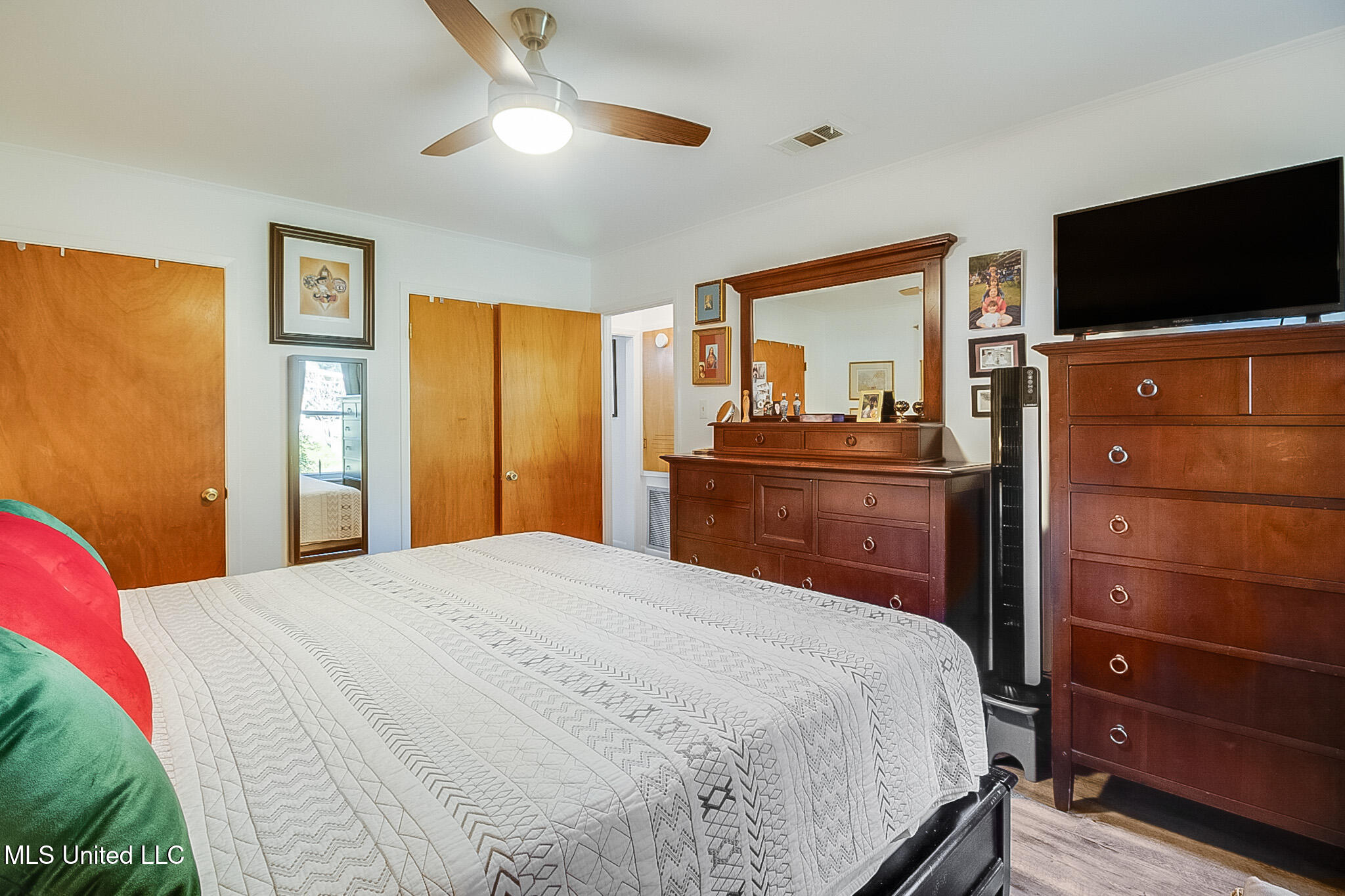 1014 W College Avenue