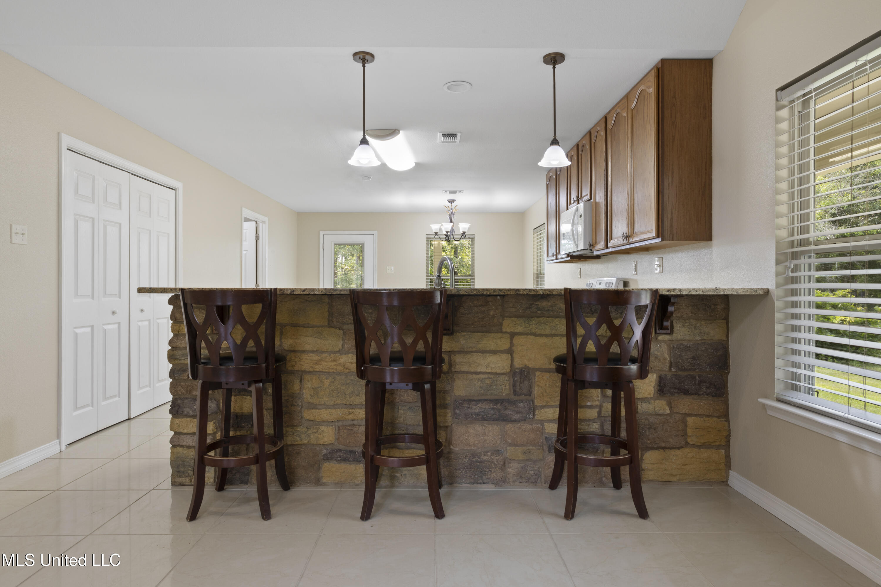 24031 Old River Road