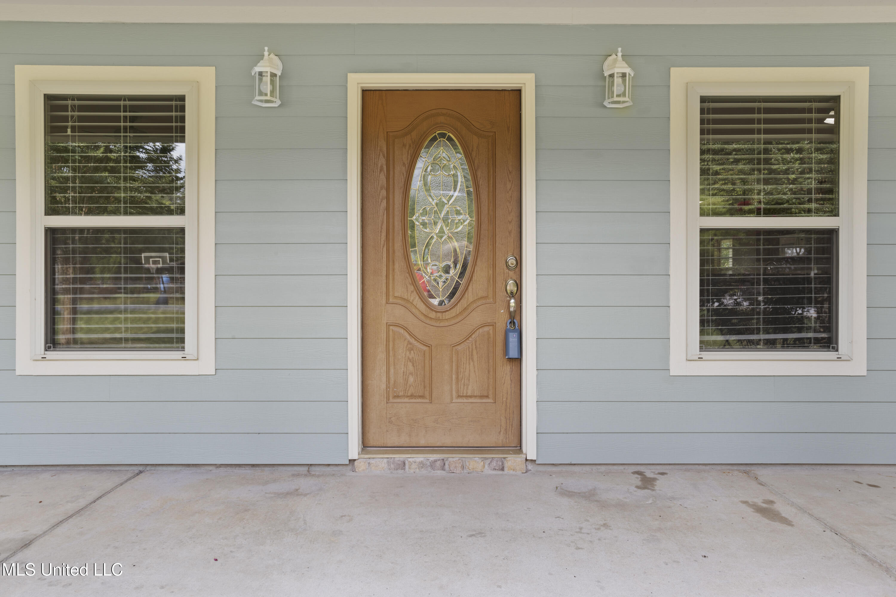 24031 Old River Road