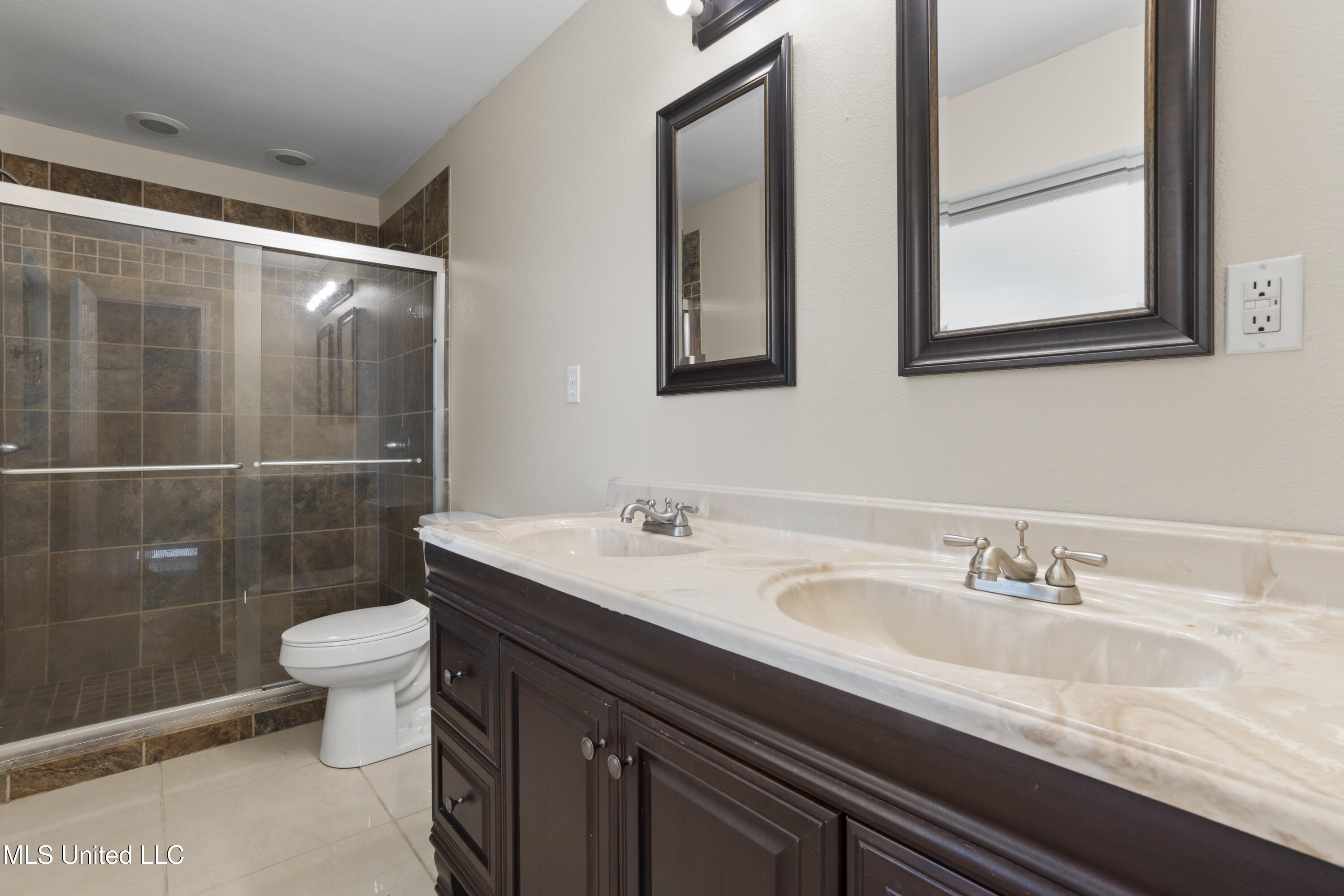 24031 Old River Road