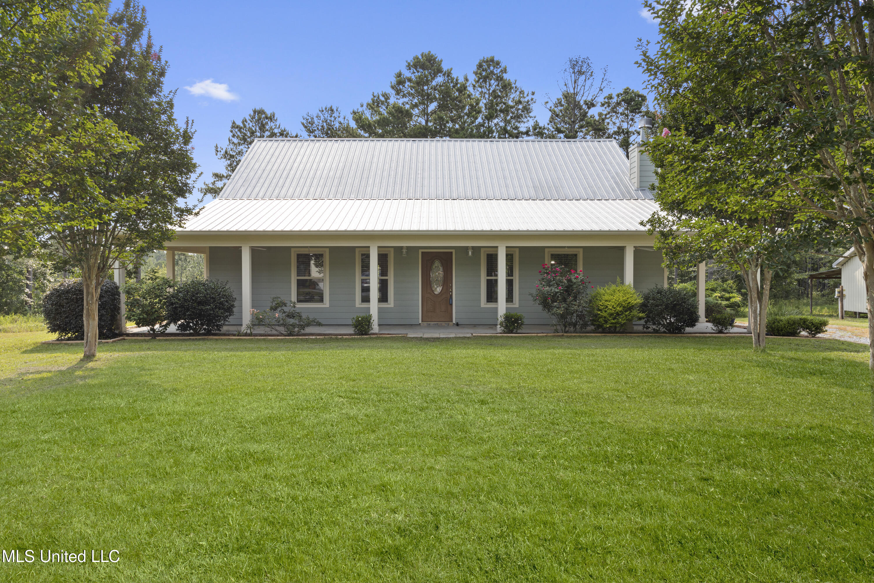 24031 Old River Road