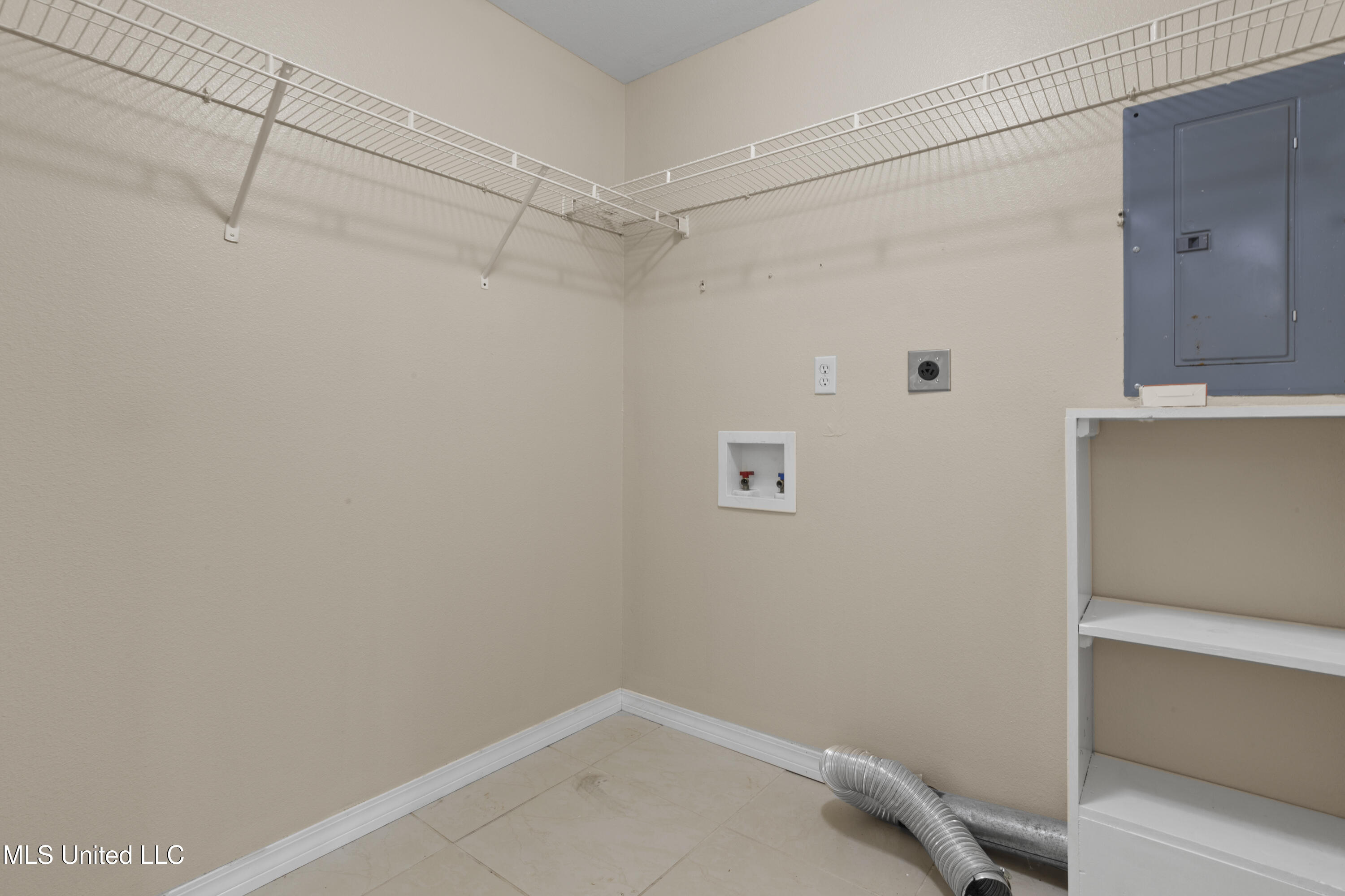 24031 Old River Road