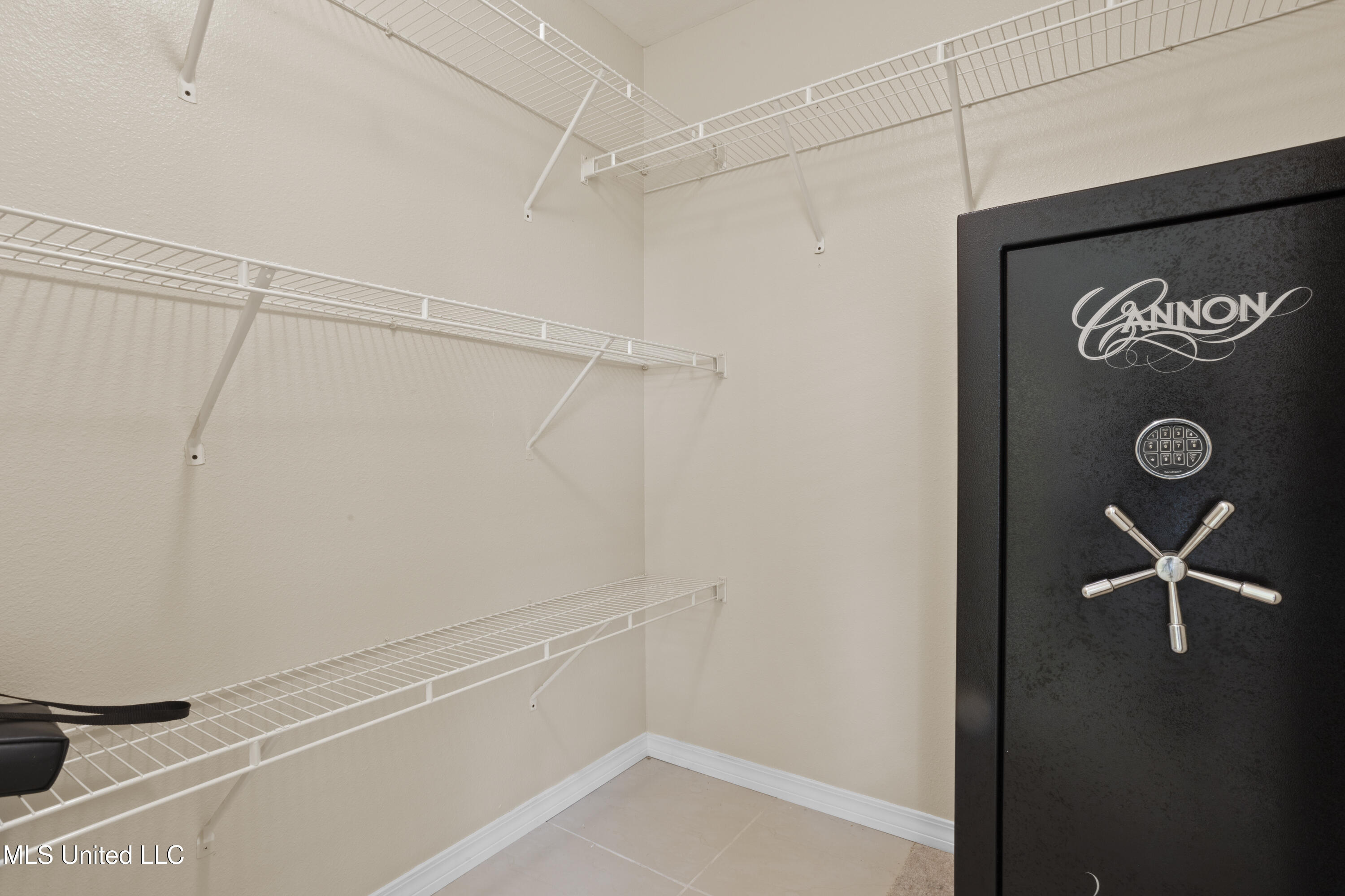 24031 Old River Road