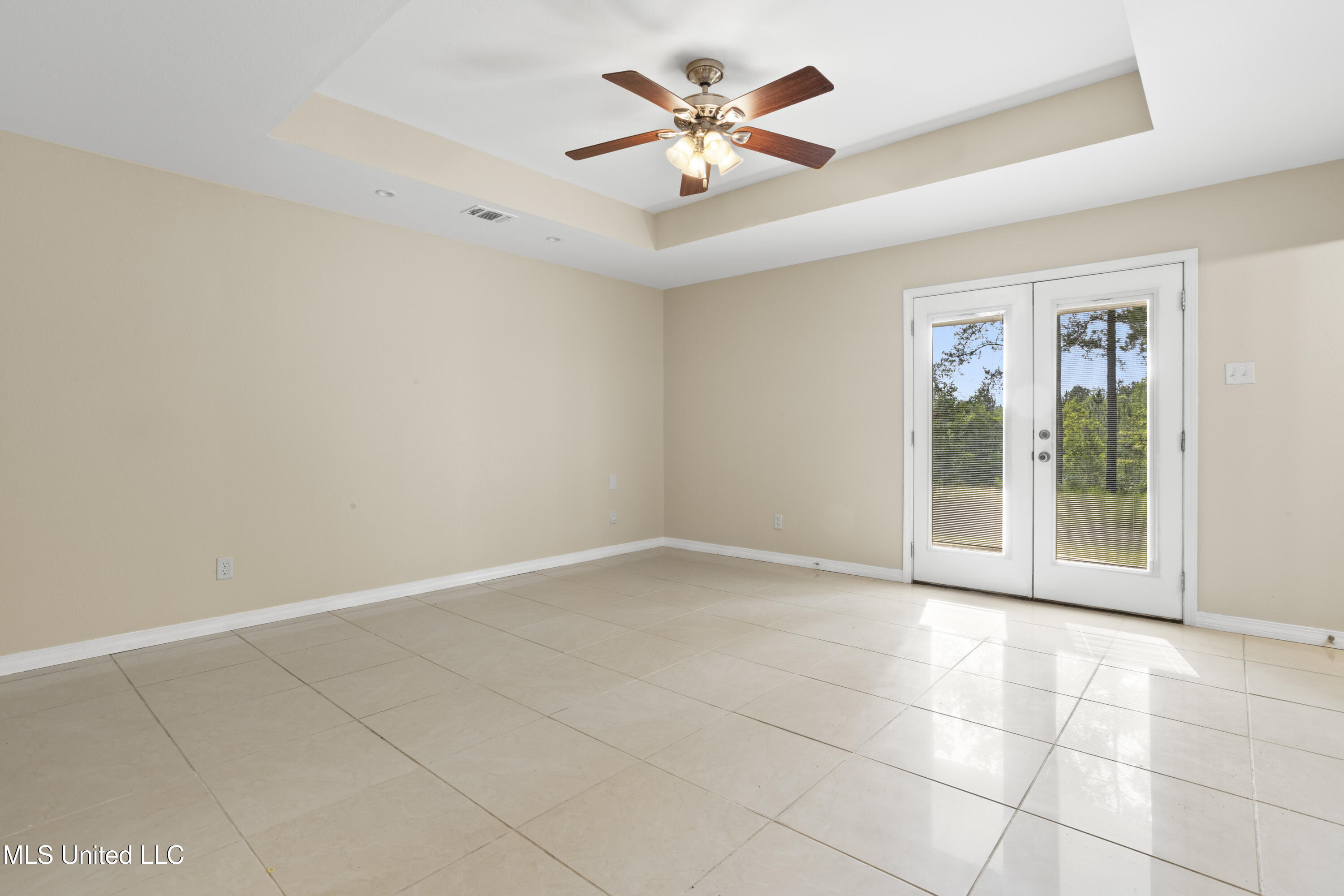 24031 Old River Road