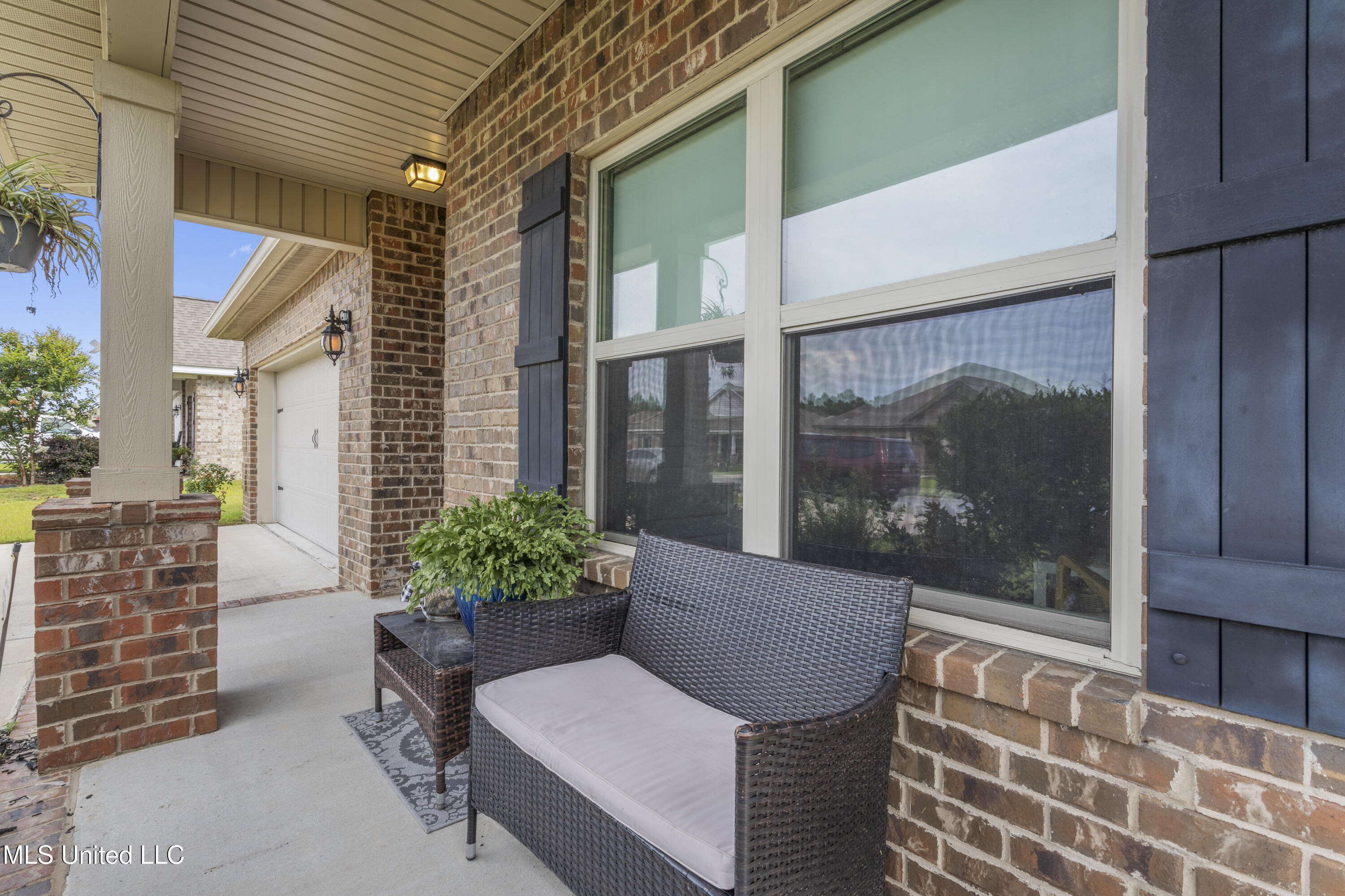 6804 Sweetclover Drive