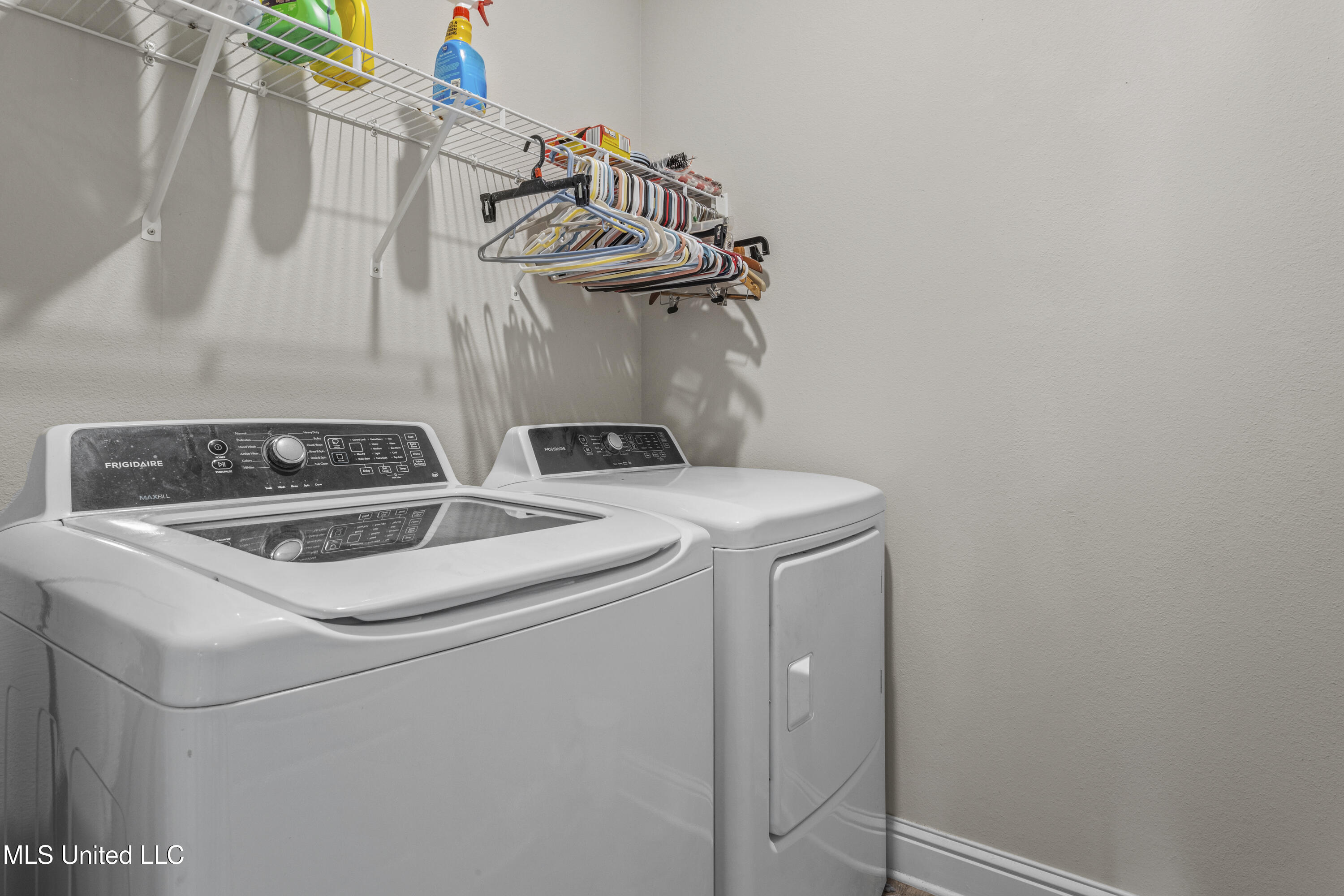 6804 Sweetclover Drive