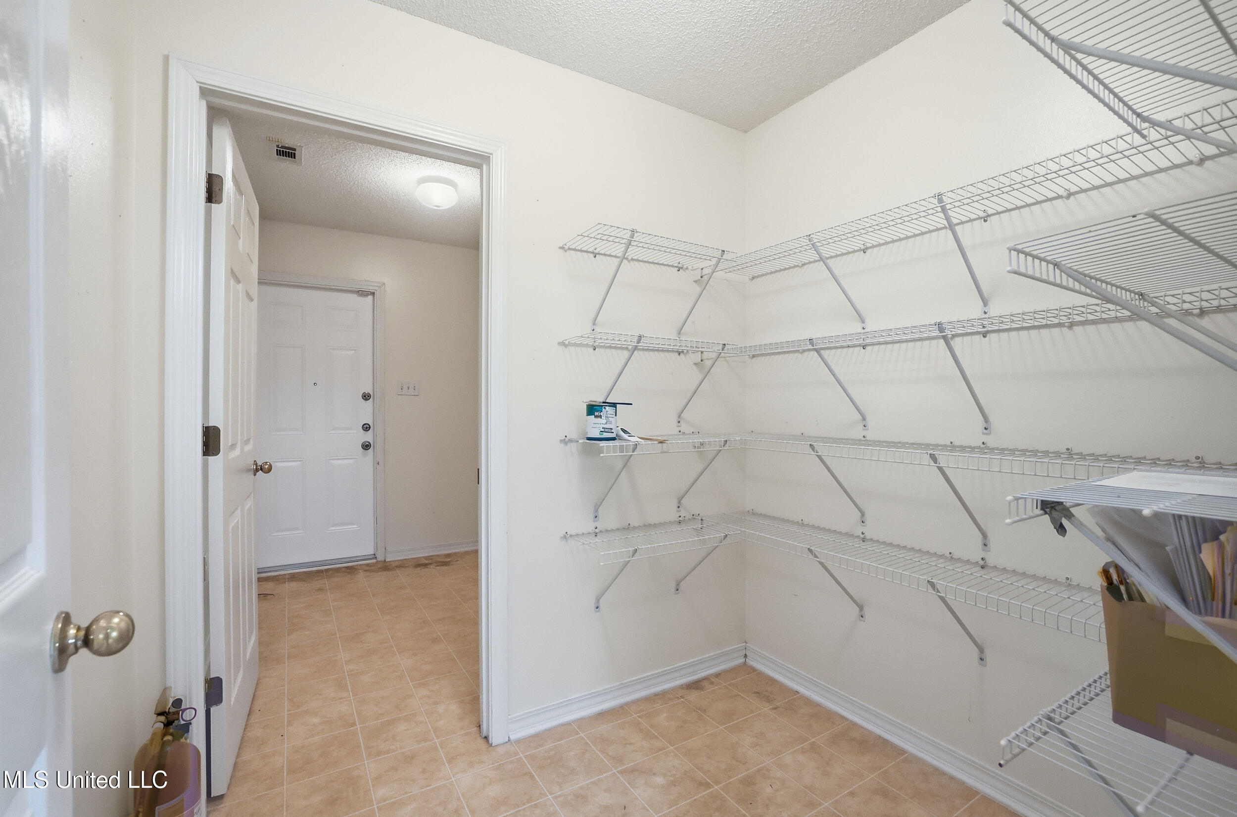 14352 Brettonwood Cove