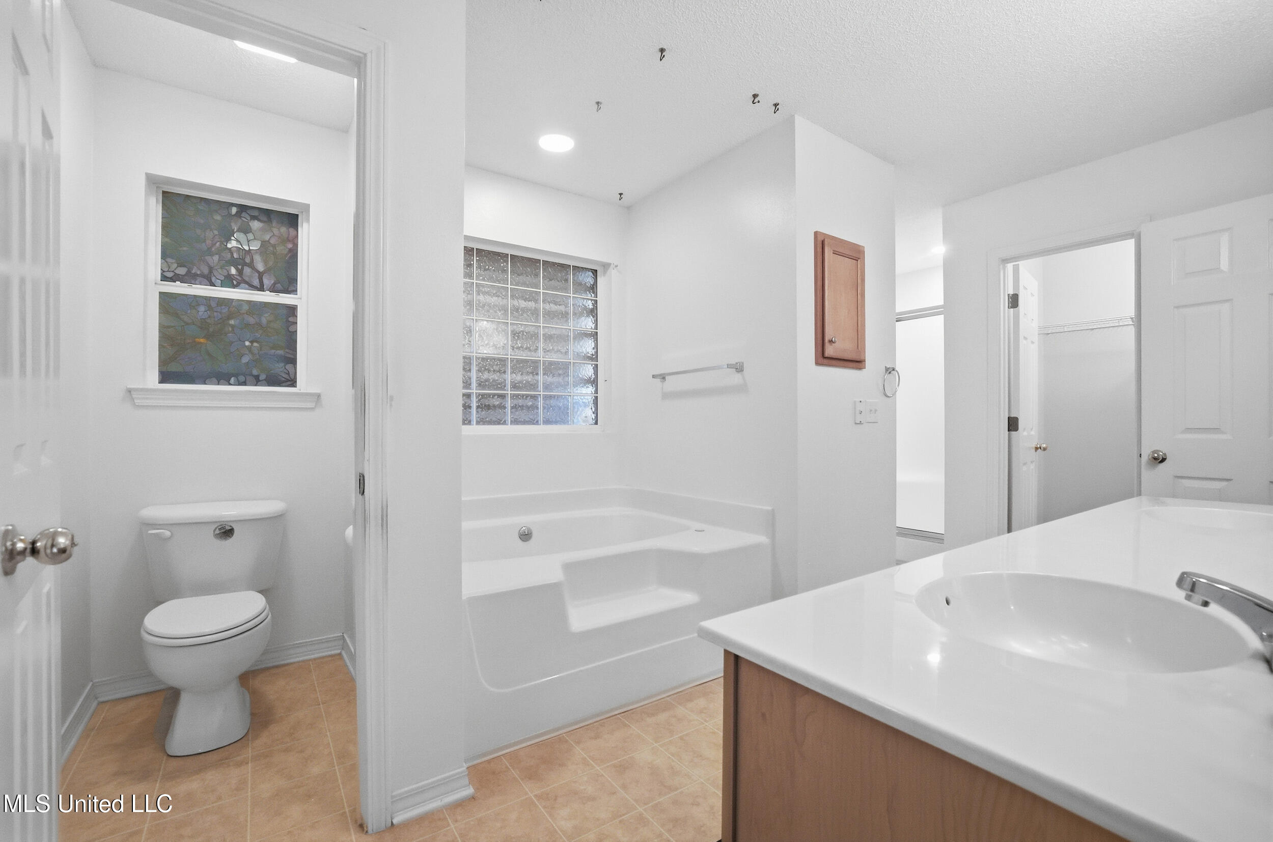 14352 Brettonwood Cove