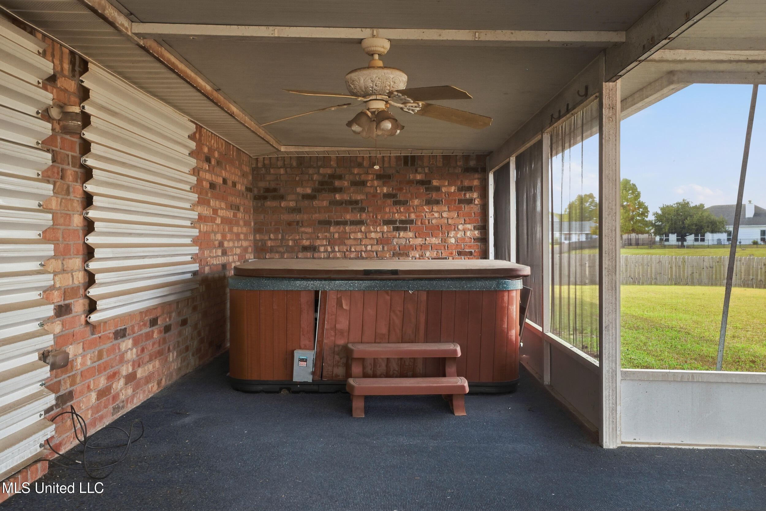 14352 Brettonwood Cove