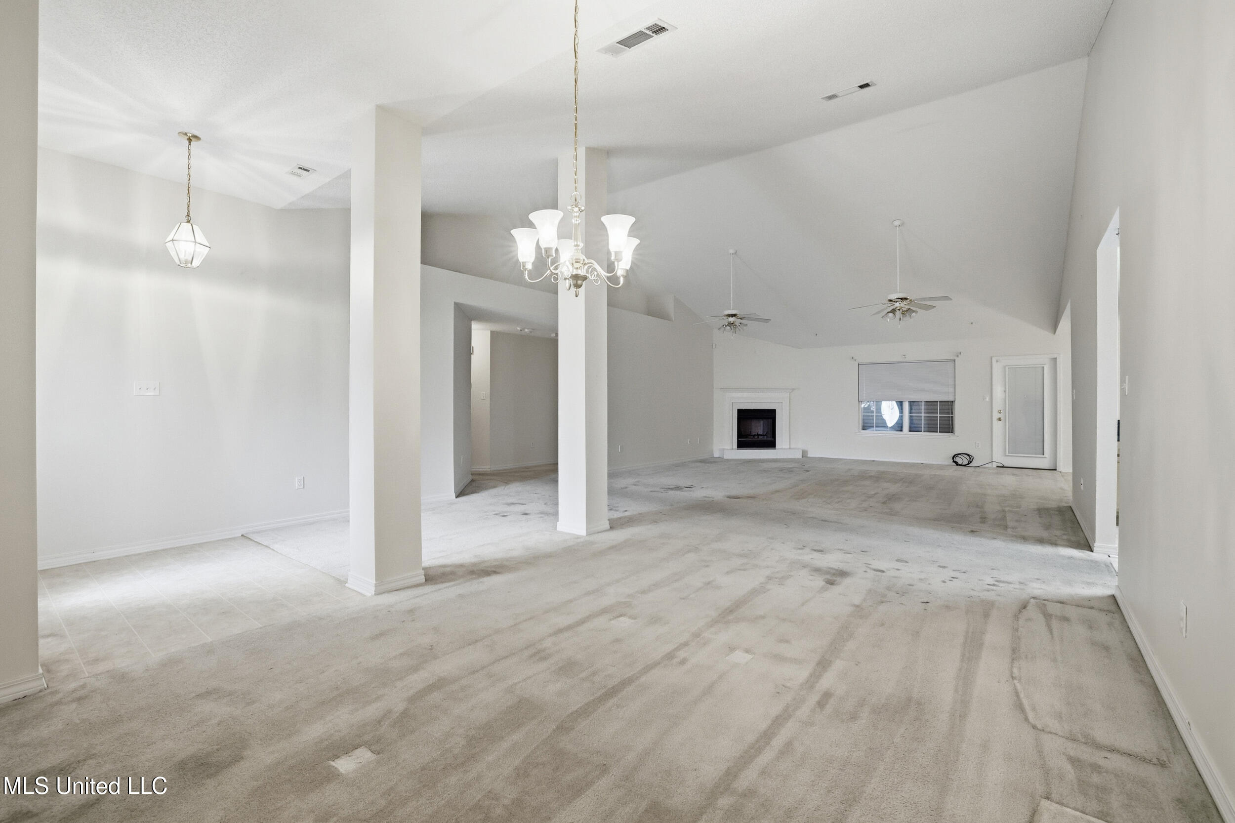 14352 Brettonwood Cove