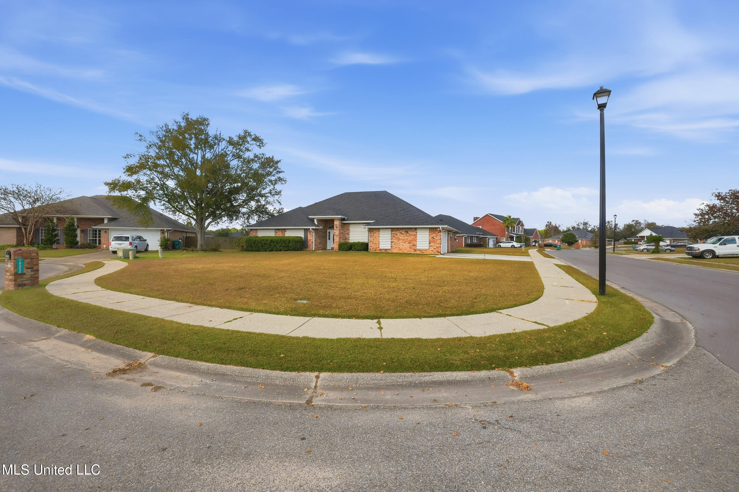 14352 Brettonwood Cove