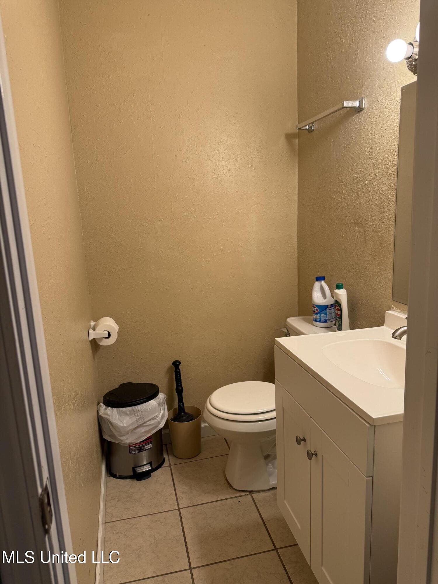 2824 Perkinston Drive