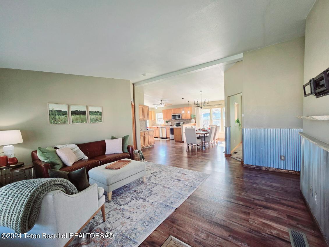 13 HAWK PATH, Boulder