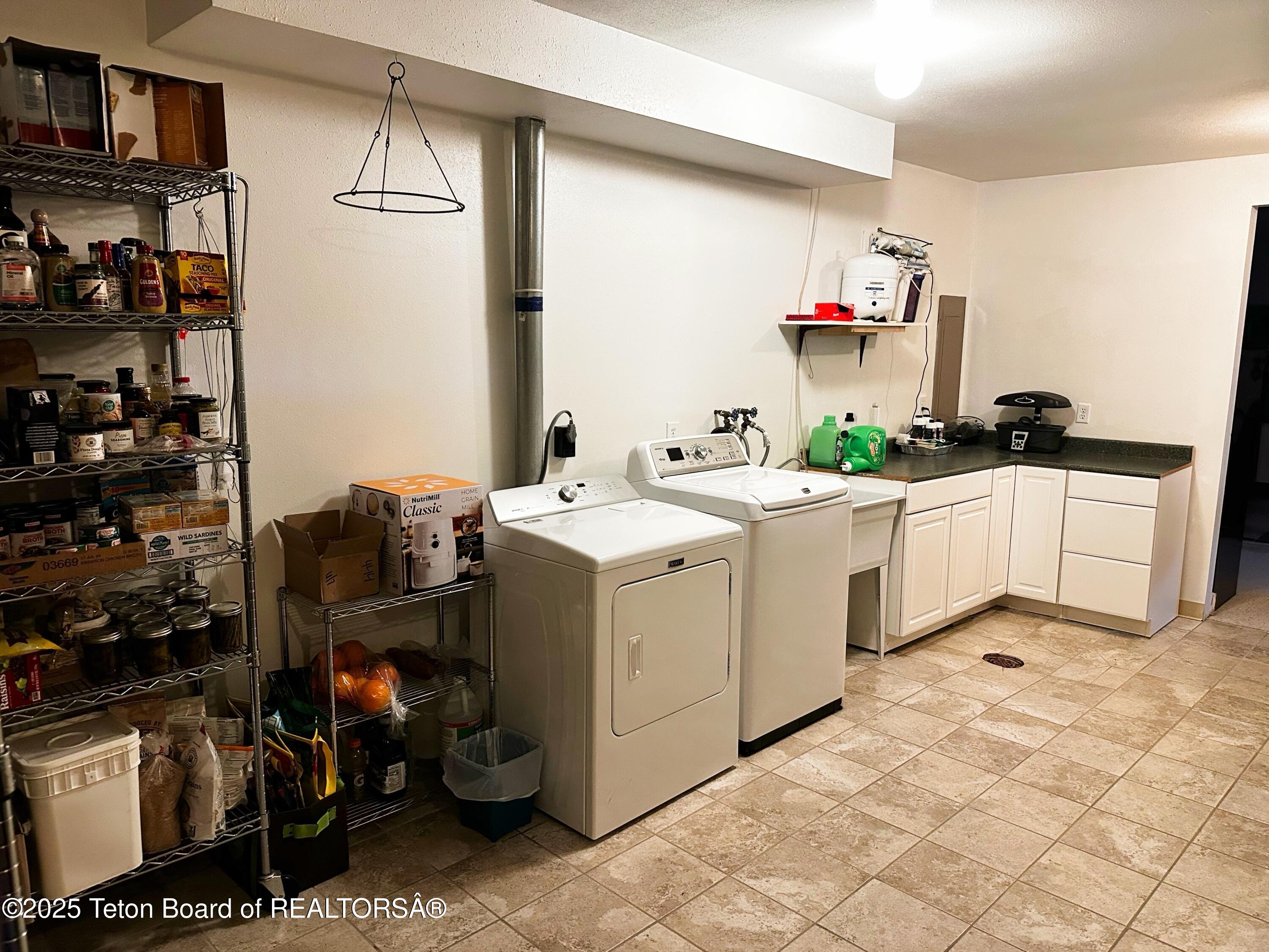 138 FIRST NORTH Road