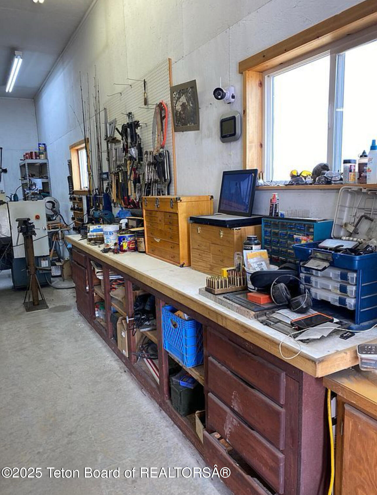 138 FIRST NORTH Road