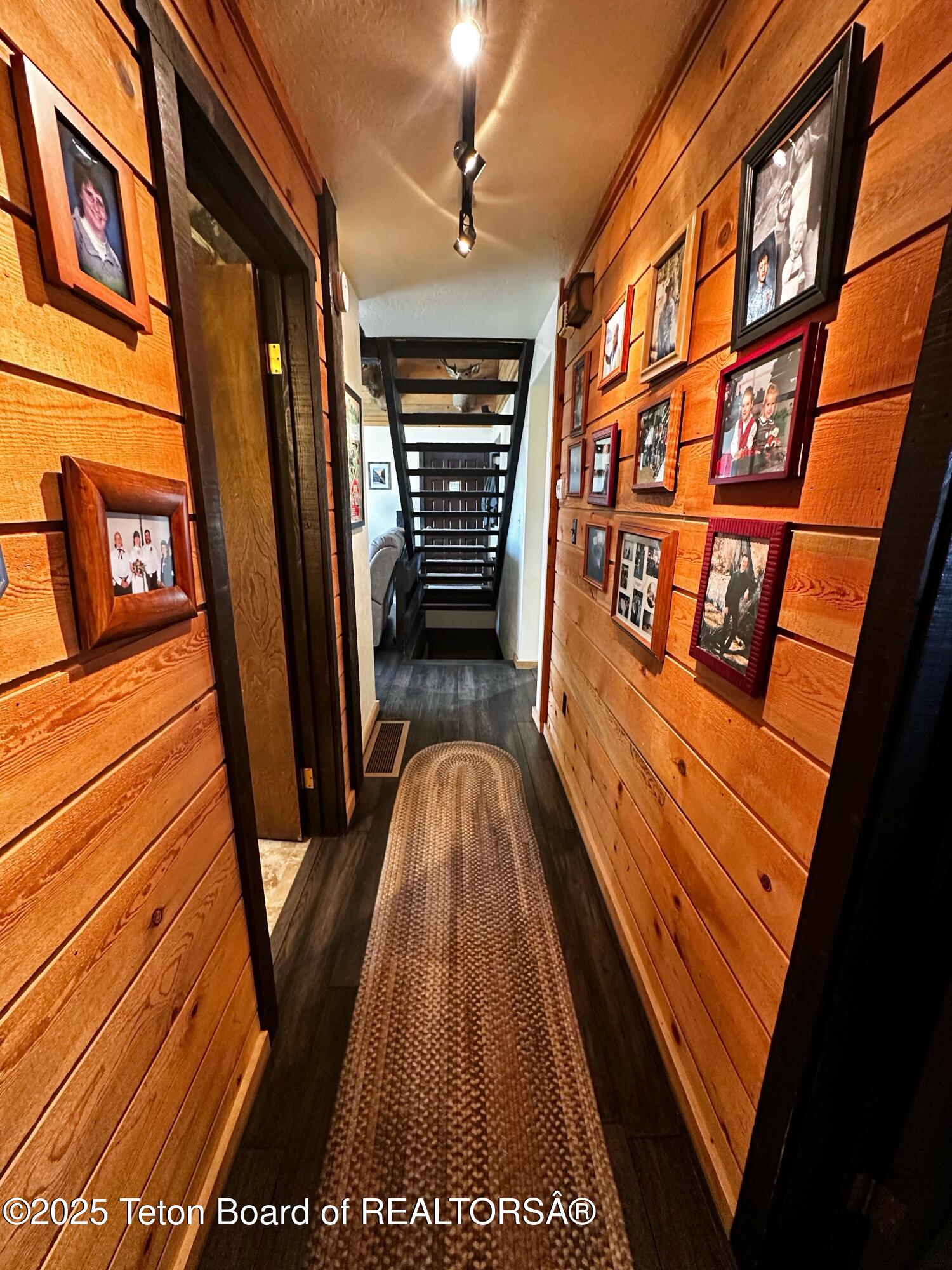 138 FIRST NORTH Road