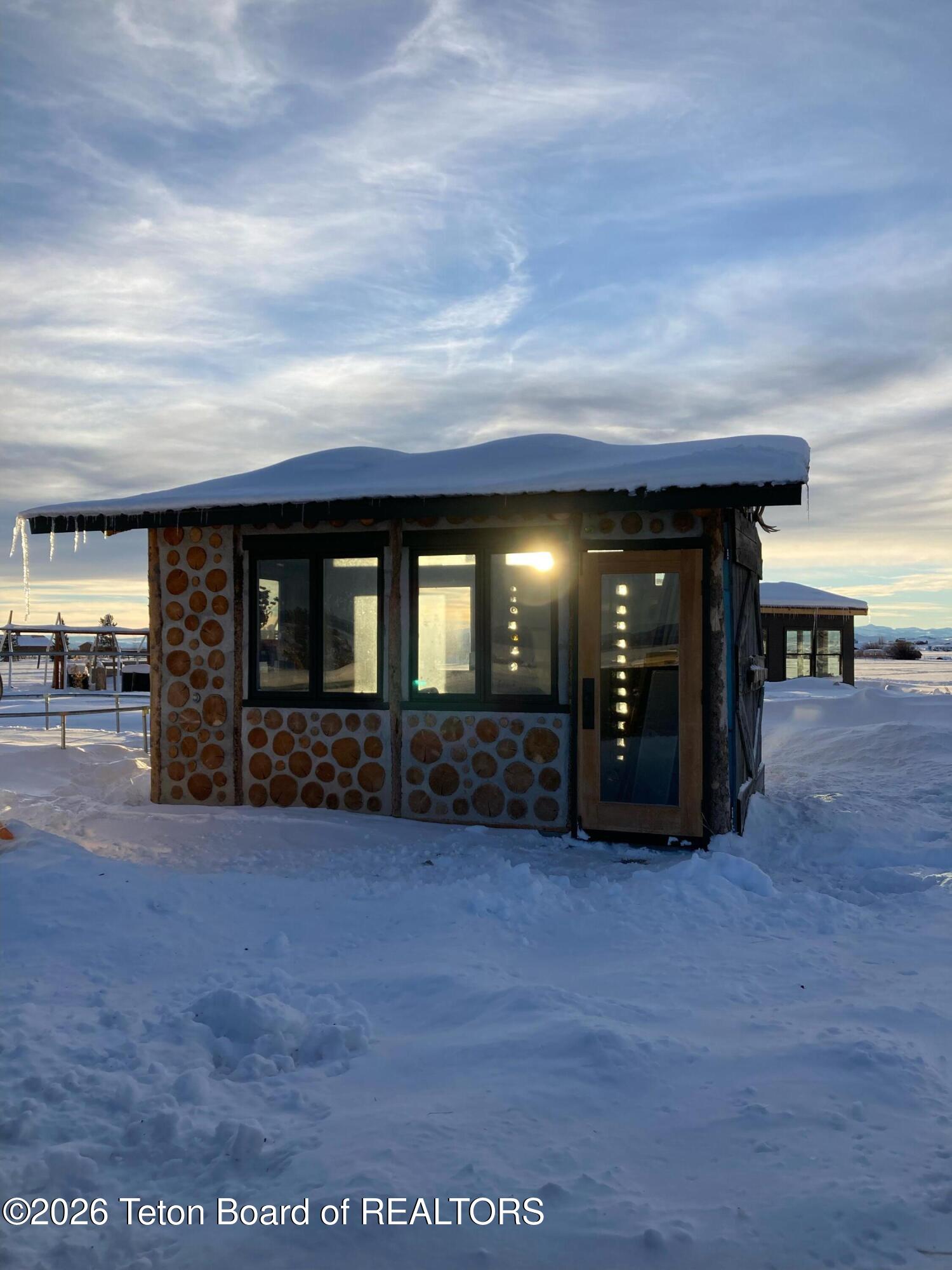 27 CHIEF JOSEPH Road