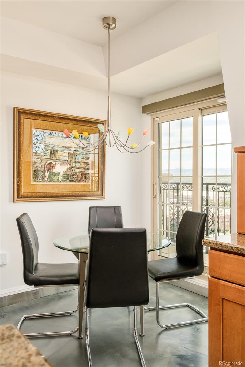 975 N Lincoln Street Unit: 14D