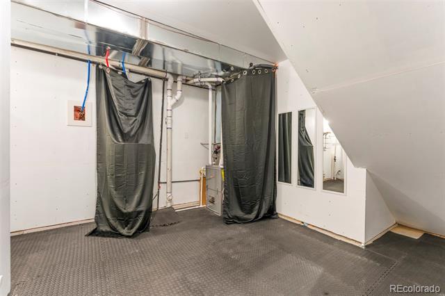 5689 Zuni Court