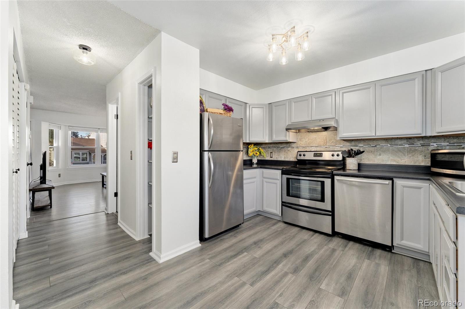 8224 Washington Street Unit: 12
