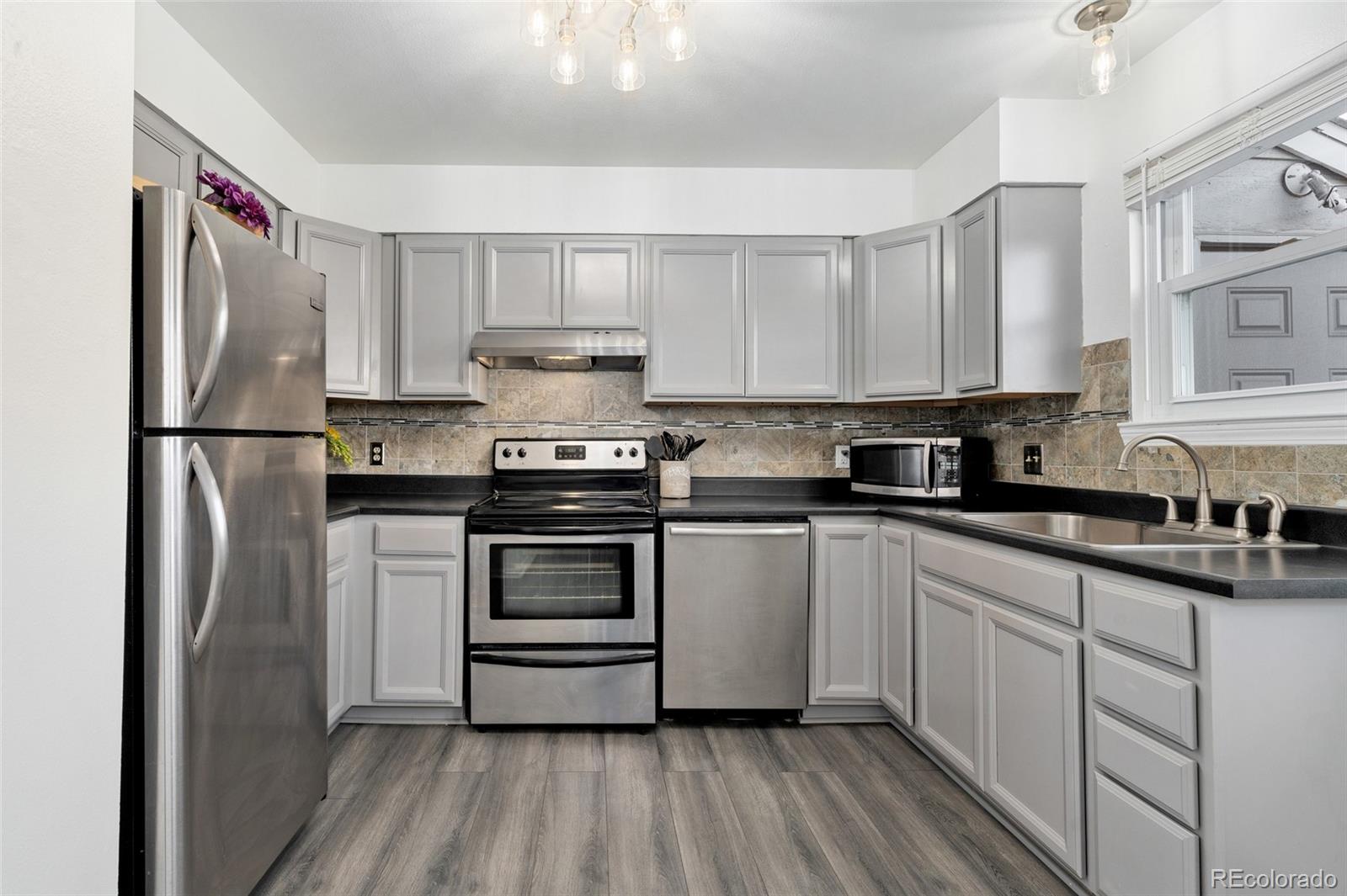 8224 Washington Street Unit: 12