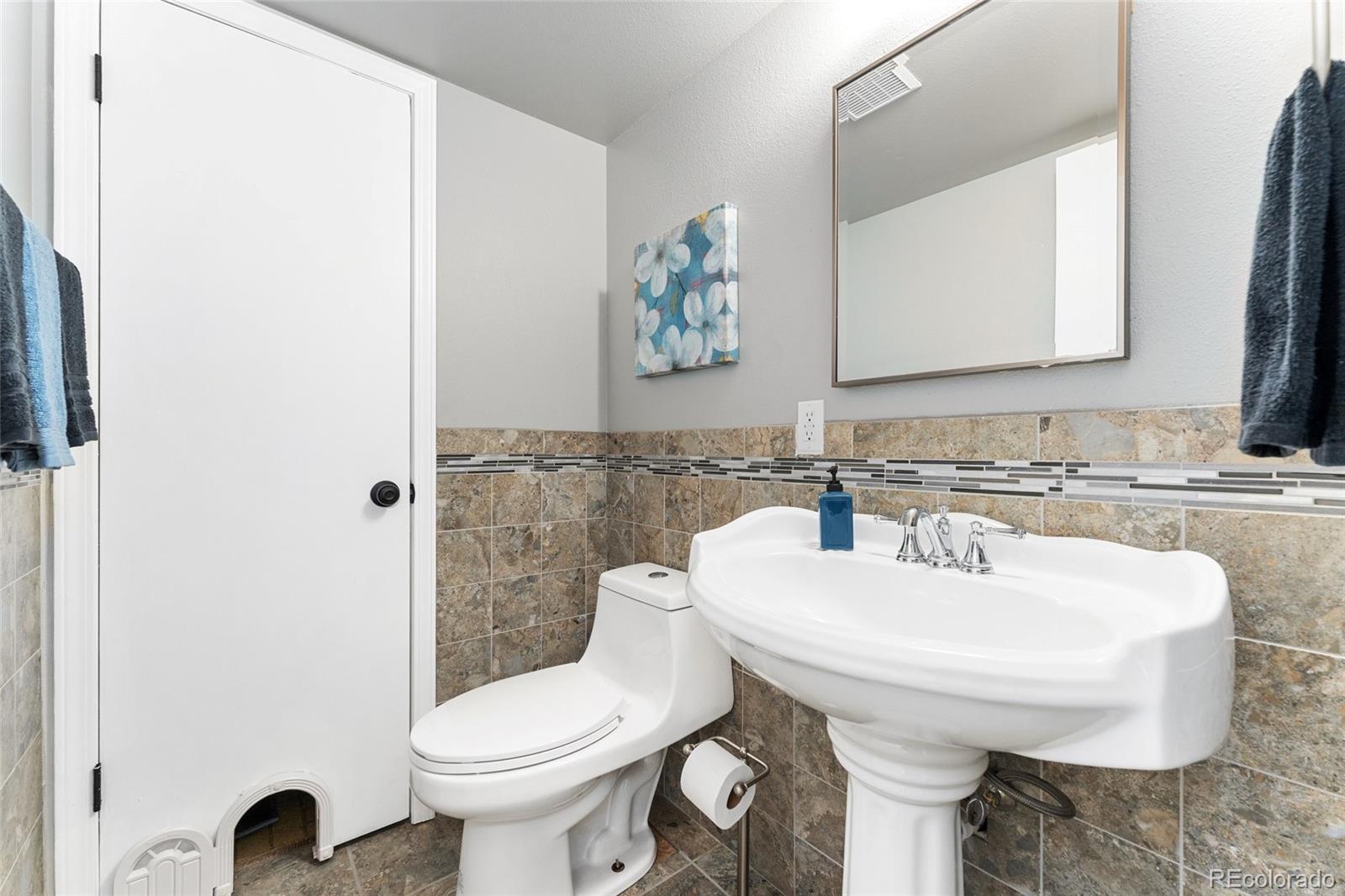 8224 Washington Street Unit: 12