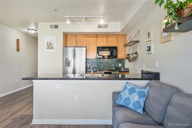 1623 Saint Paul Street Unit: 402
