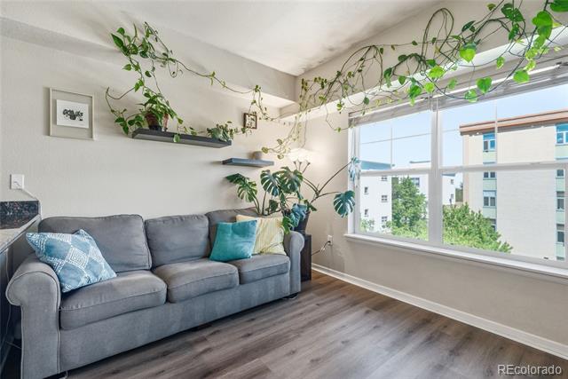 1623 Saint Paul Street Unit: 402