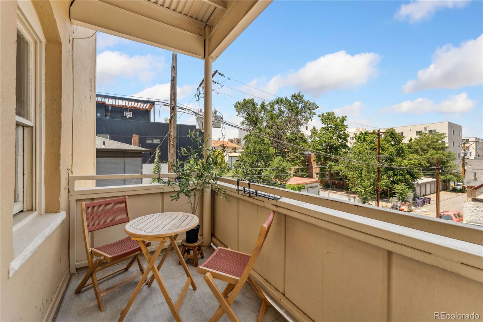 921 E 13th Avenue Unit: 3B