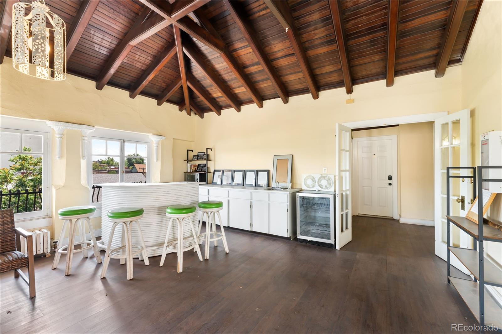 921 E 13th Avenue Unit: 3B
