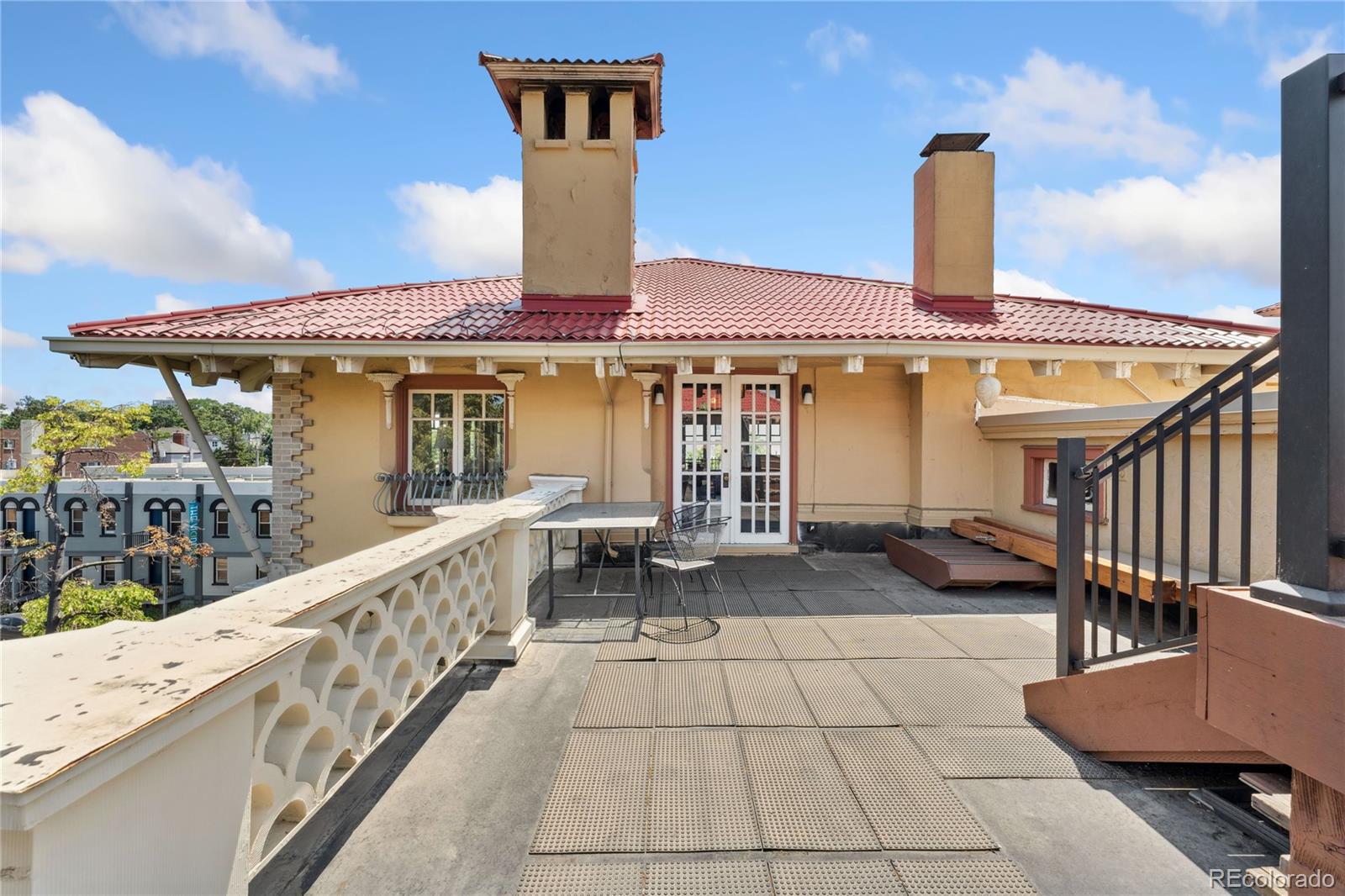 921 E 13th Avenue Unit: 3B