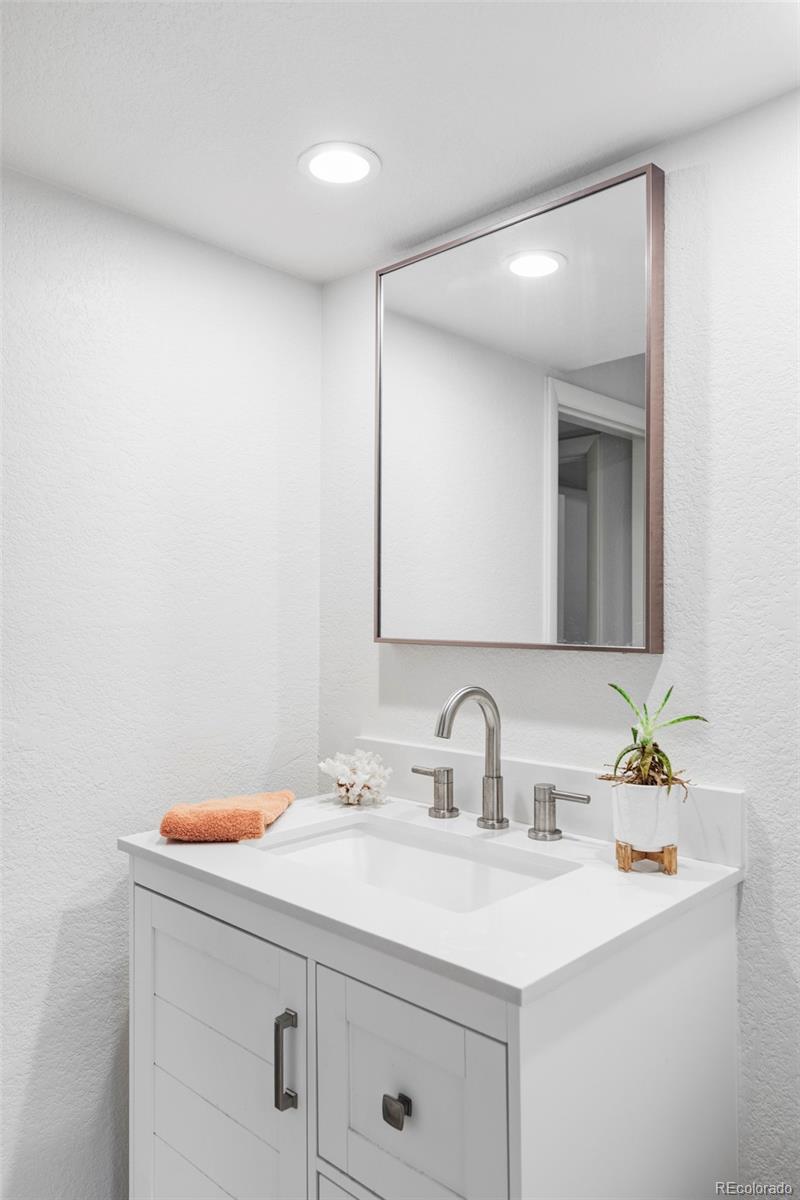 6188 S Westview Street