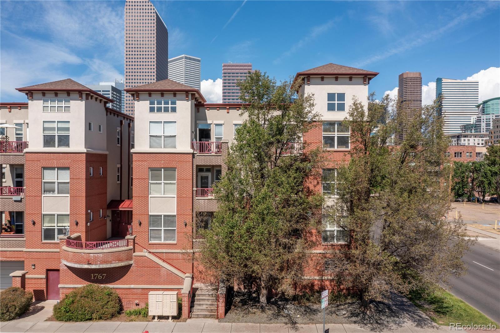 1767 N Pearl Street Unit: 102