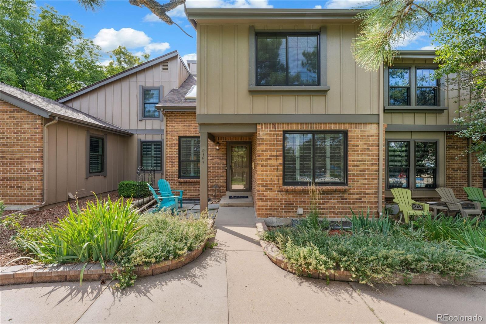 8107 E Phillips Circle