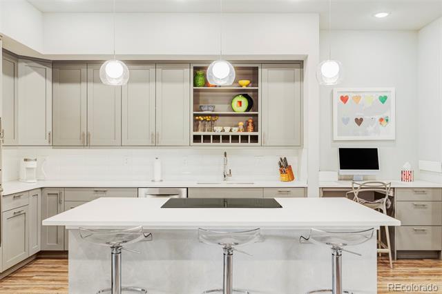 6619 E Lowry Boulevard Unit: 302
