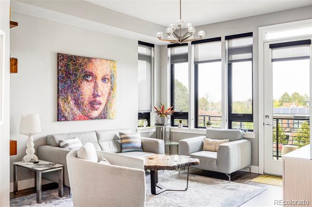 6619 E Lowry Boulevard Unit: 302