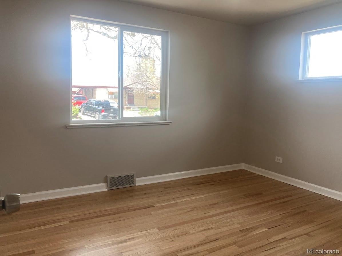 1326 S Canosa Court