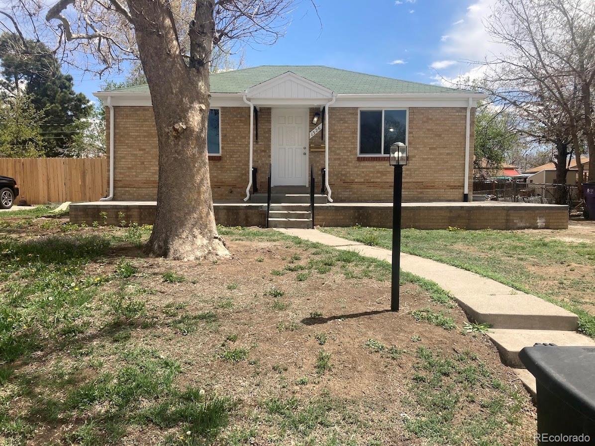 1326 S Canosa Court