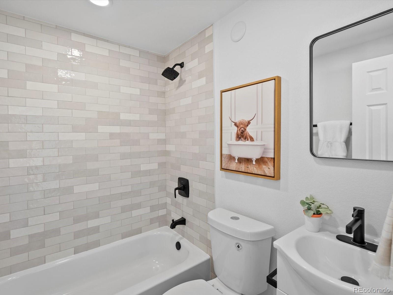 4947 Saint Paul Street