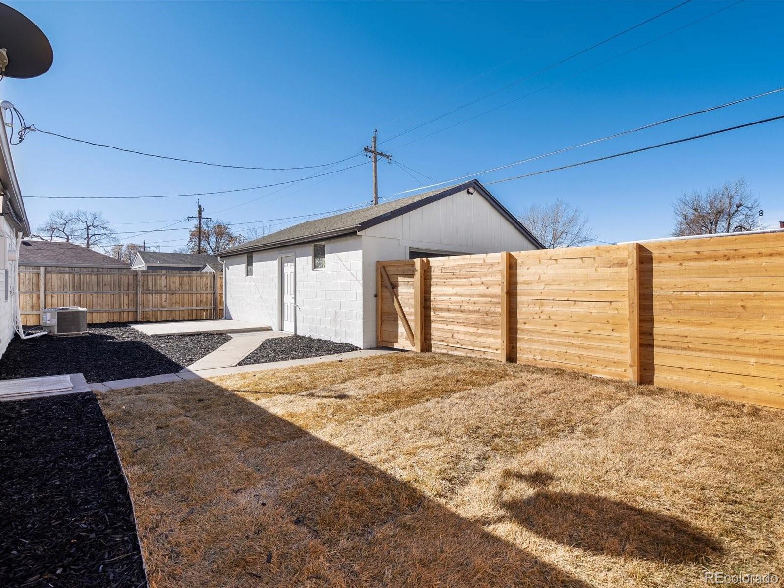 4947 Saint Paul Street