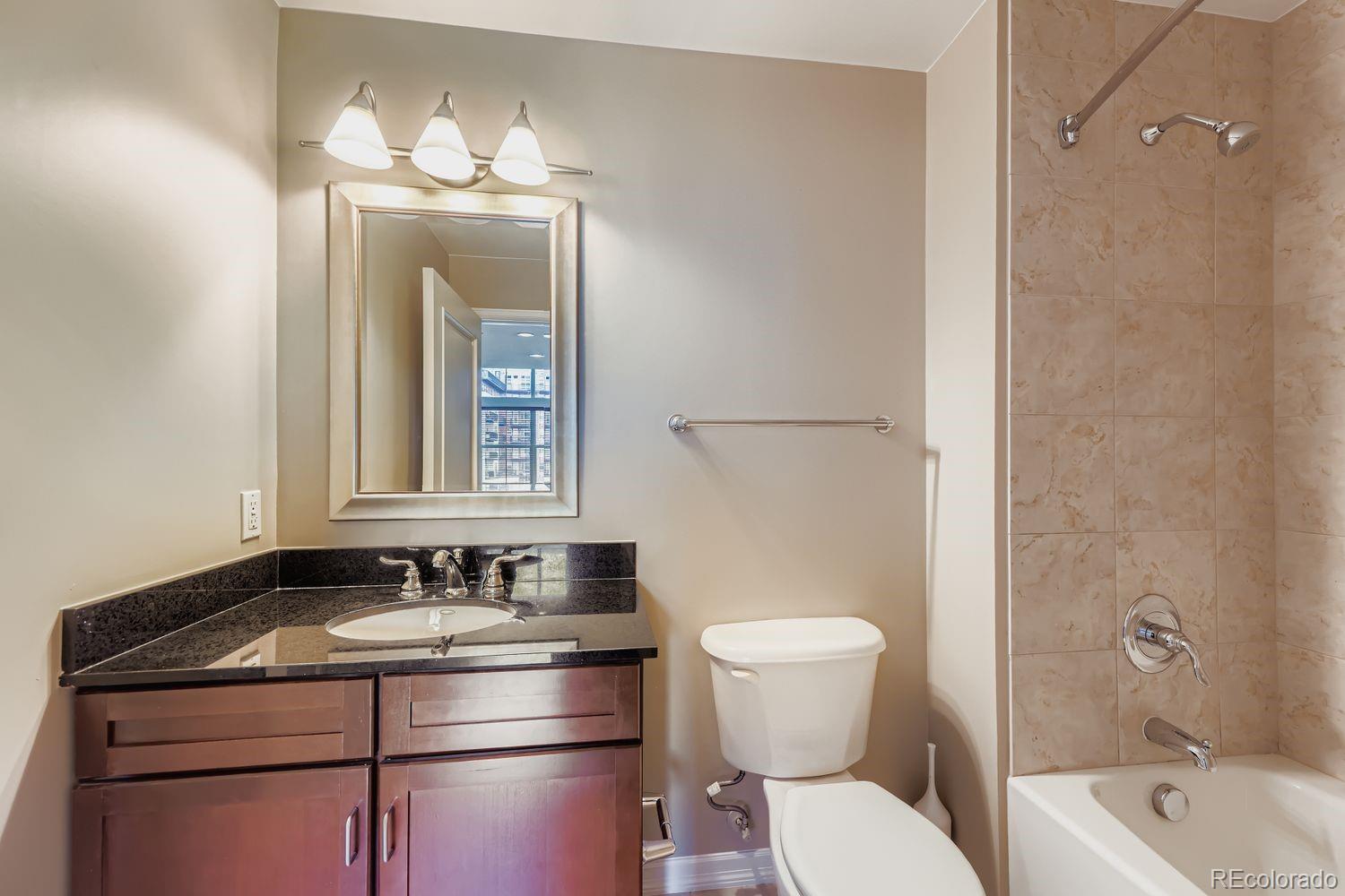 1975 N Grant Street Unit: 827