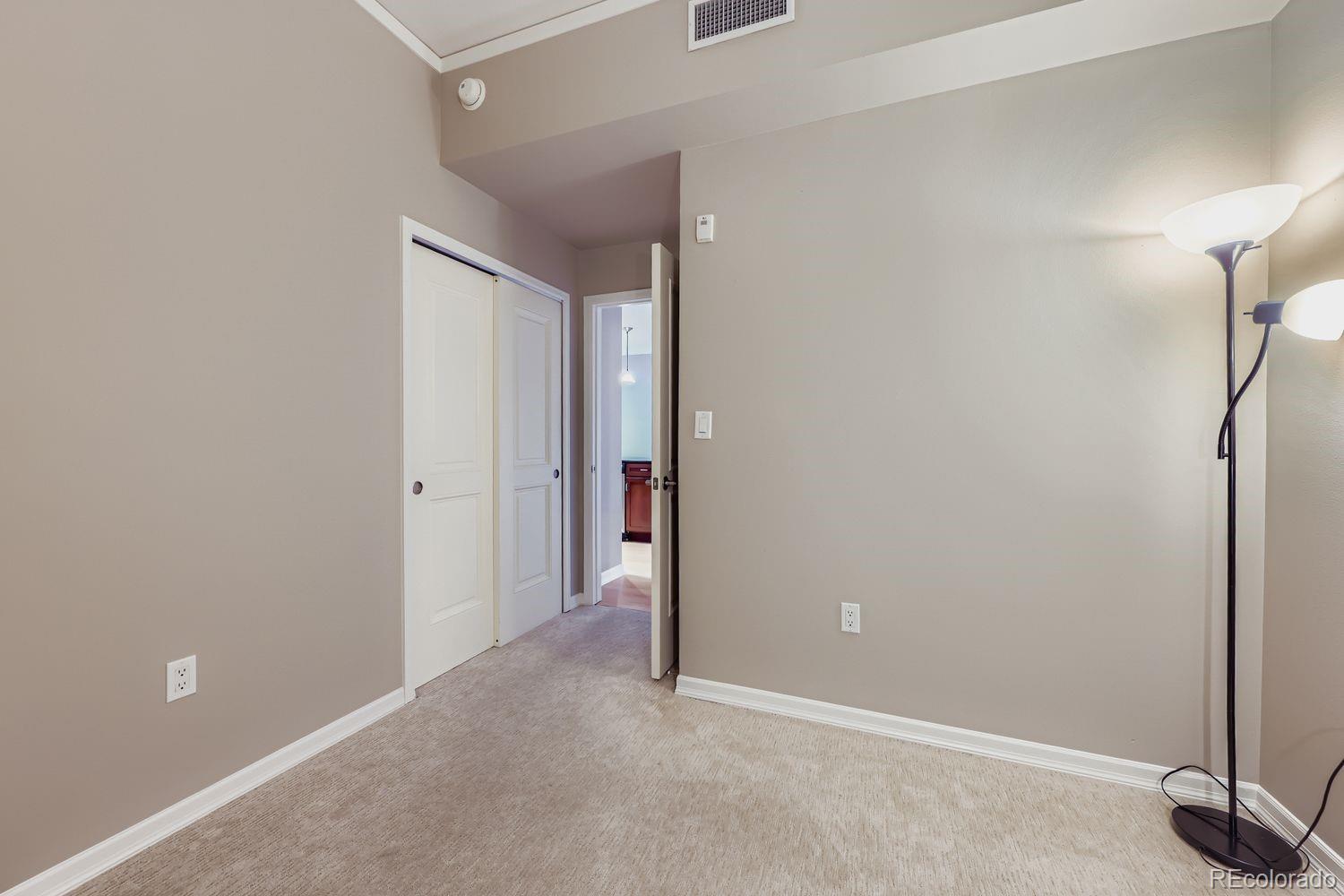 1975 N Grant Street Unit: 827