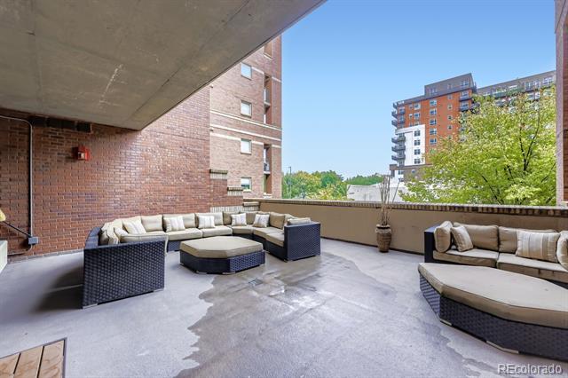 1975 N Grant Street Unit: 827