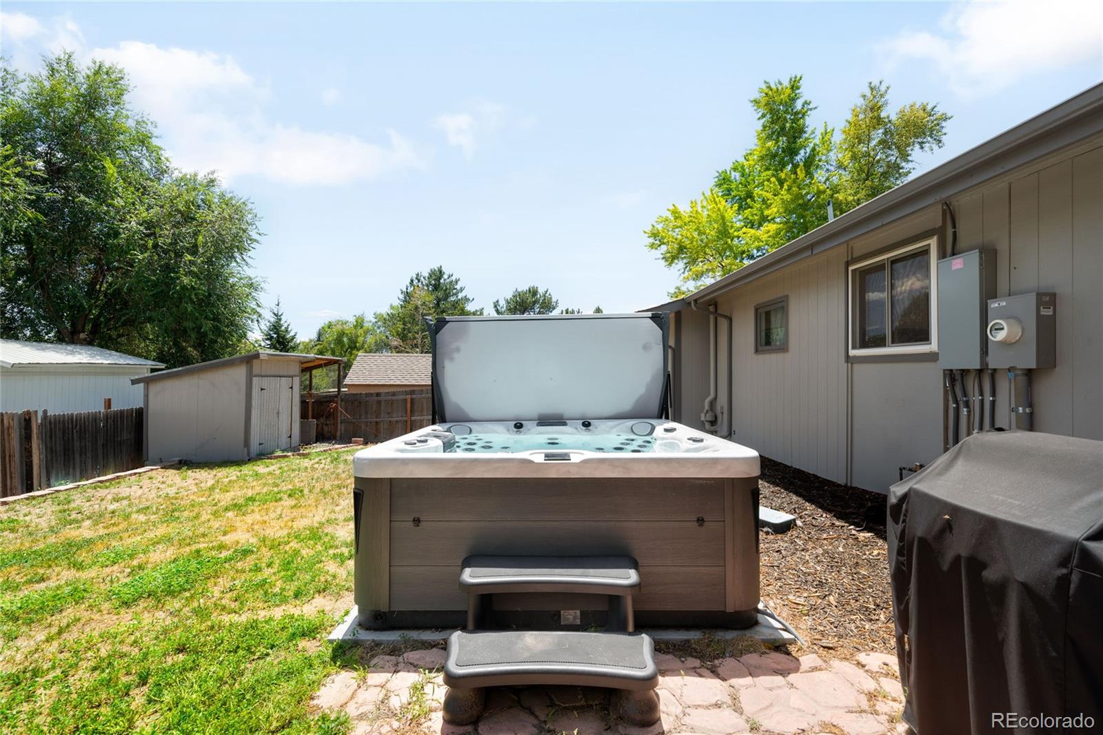 13004 King Circle