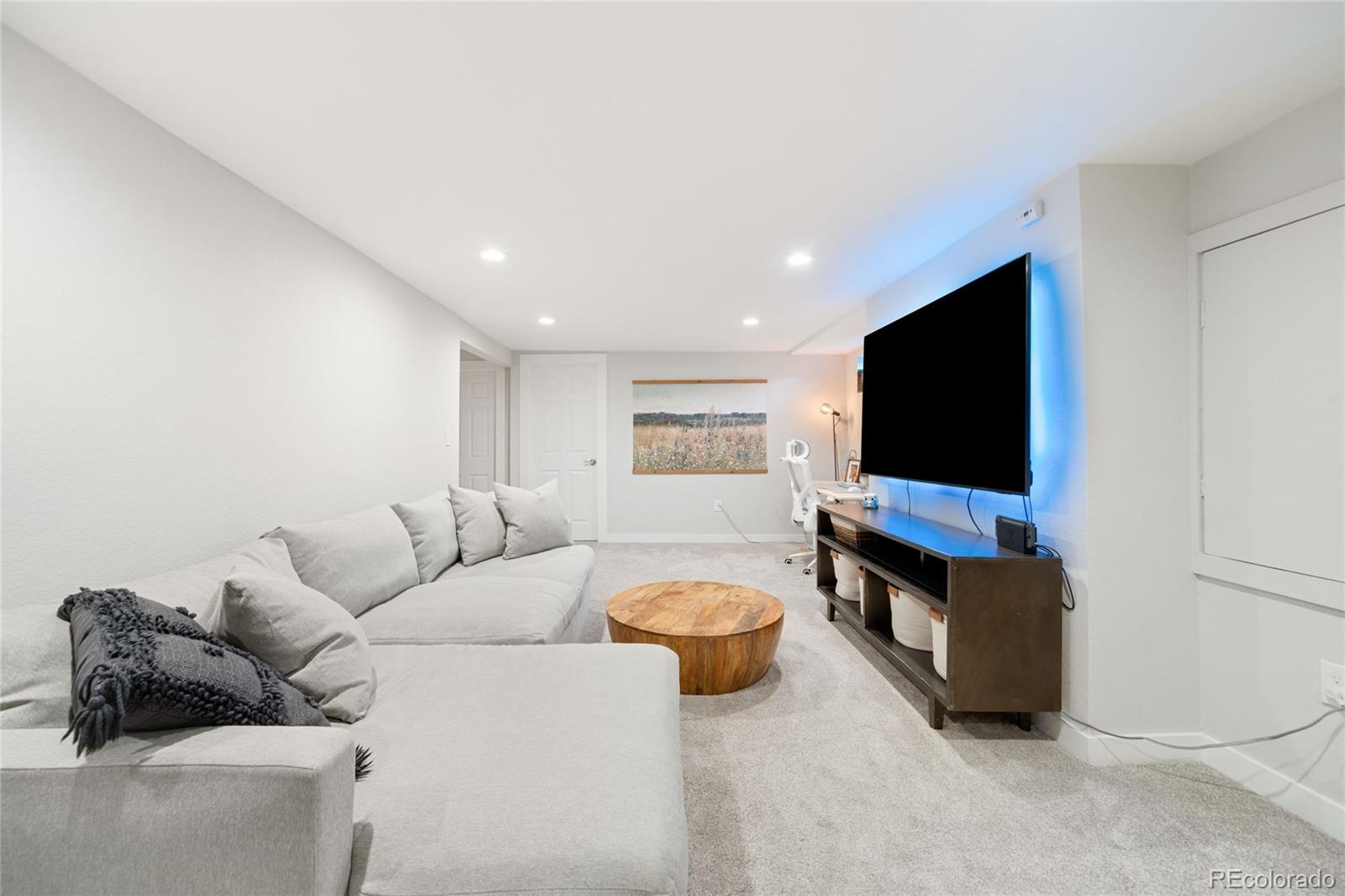 13004 King Circle