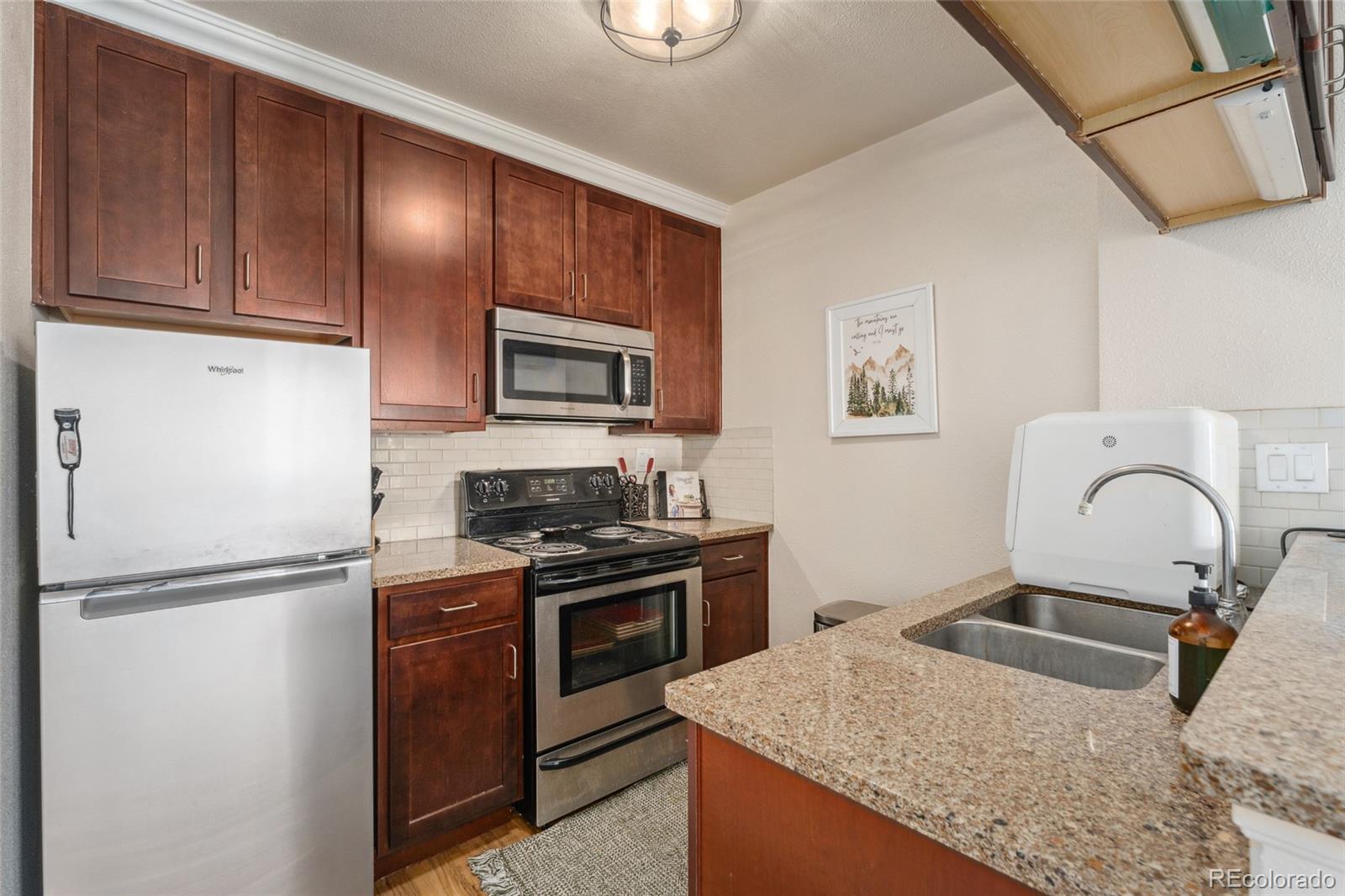 320 S Ames Street Unit: 8