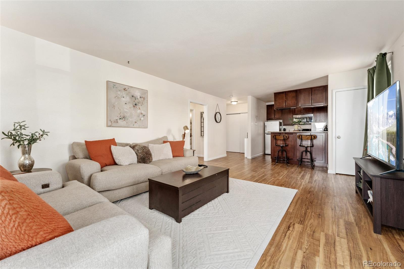 320 S Ames Street Unit: 8