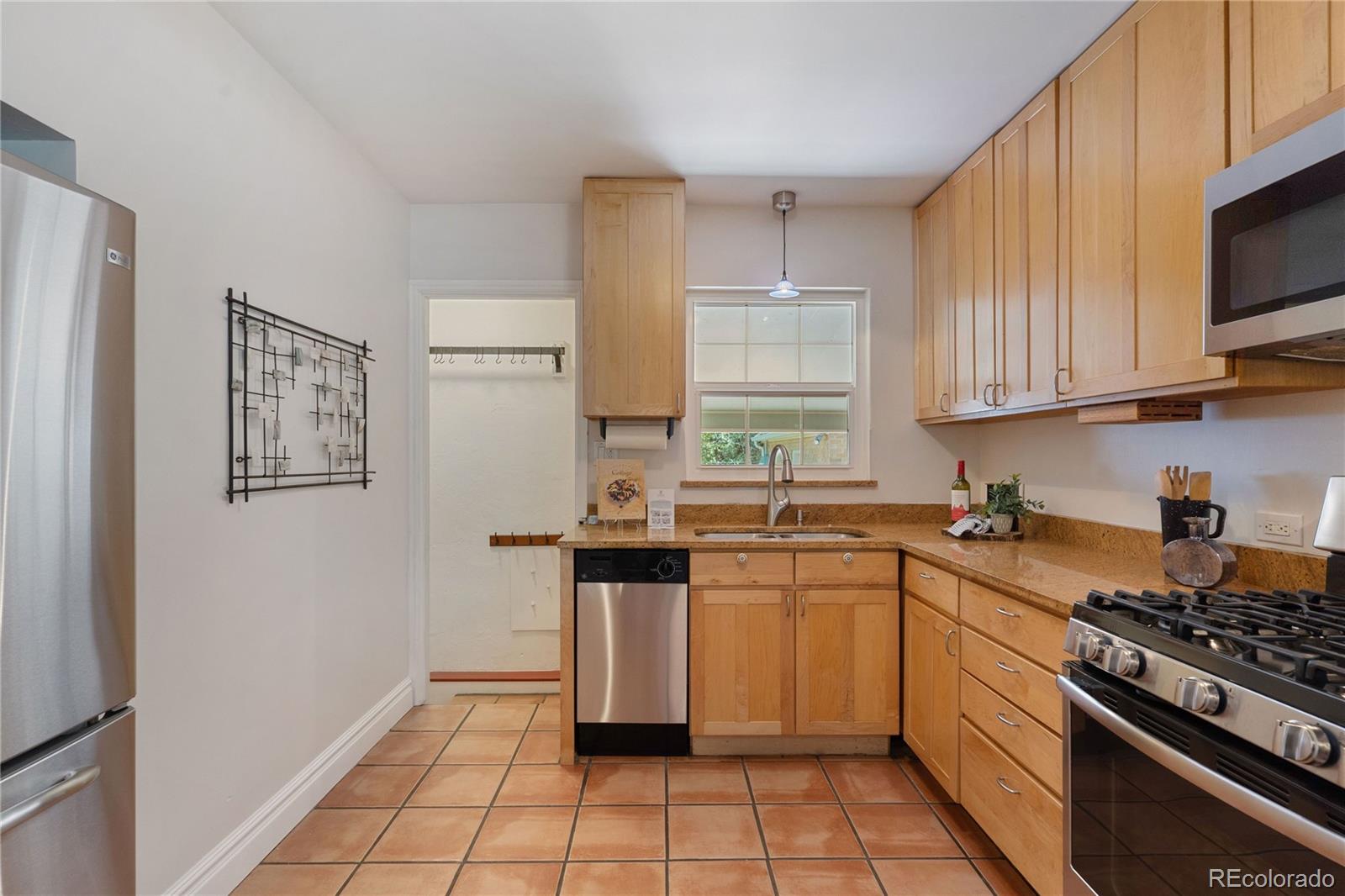 2560 Locust Street